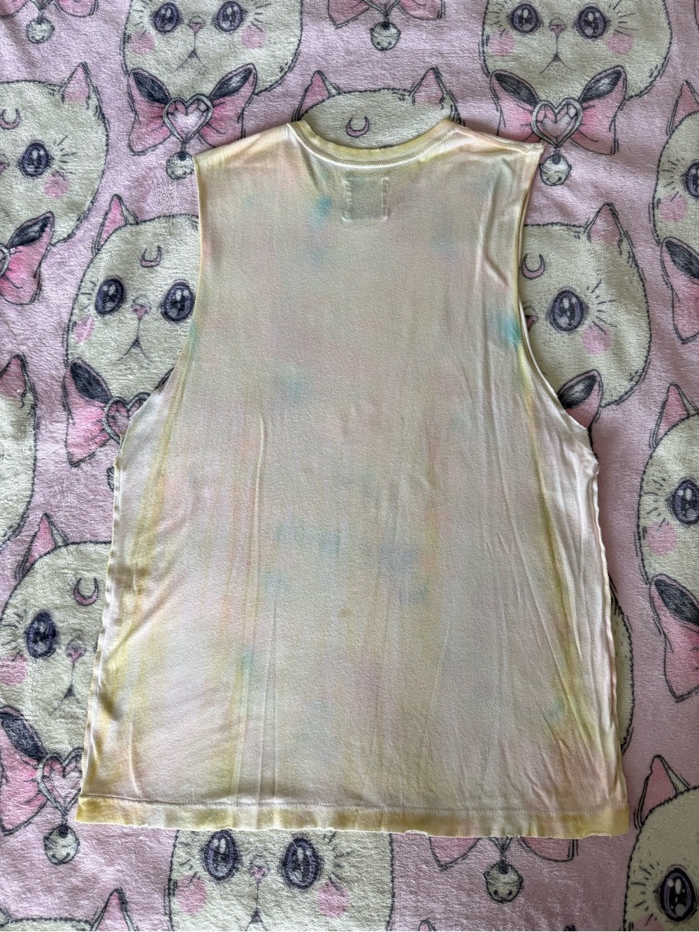 UNIF Tie-Dye Spiral Cat Tank Top - Picture 5 of 6